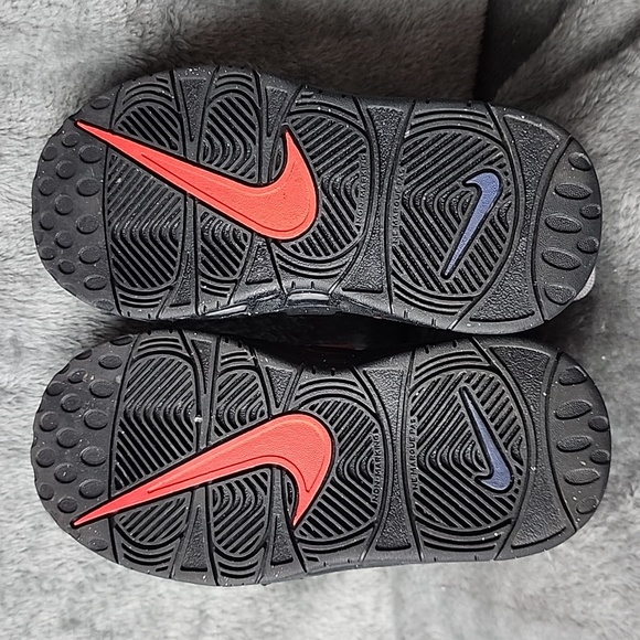 Nike Air More Uptempo Pippen Kids Sneakers. Size 10C - Picture 9 of 11